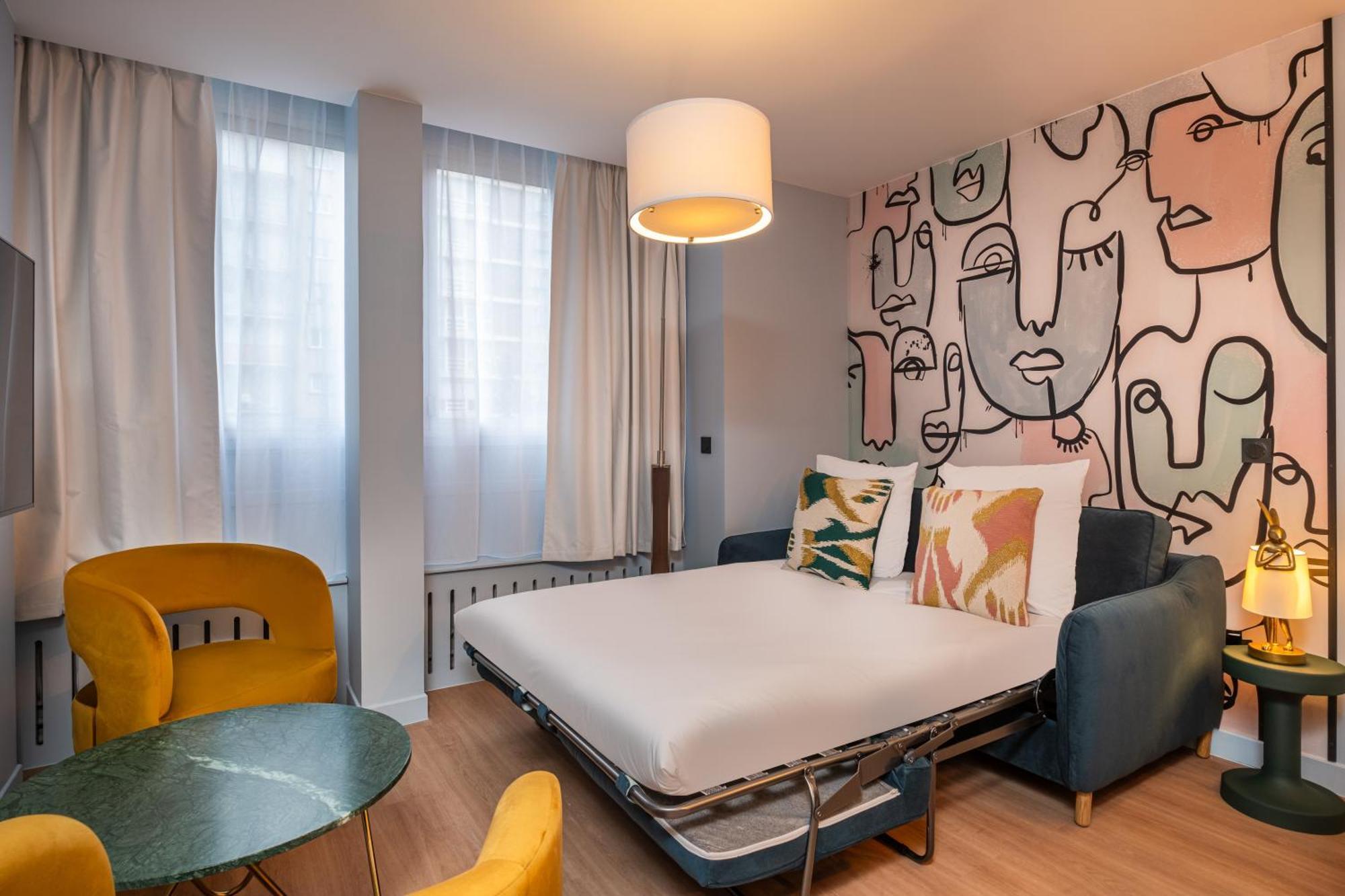 West Paris Suite Екстериор снимка